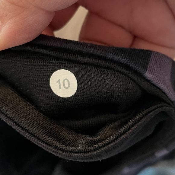 Lululemon Wunder Under Pant *Full-On Luon
Stained Glass Love Nightfall Black -10 - Picture 7 of 8